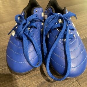 NEVER WORN Adidas Kids Blue Sneakers